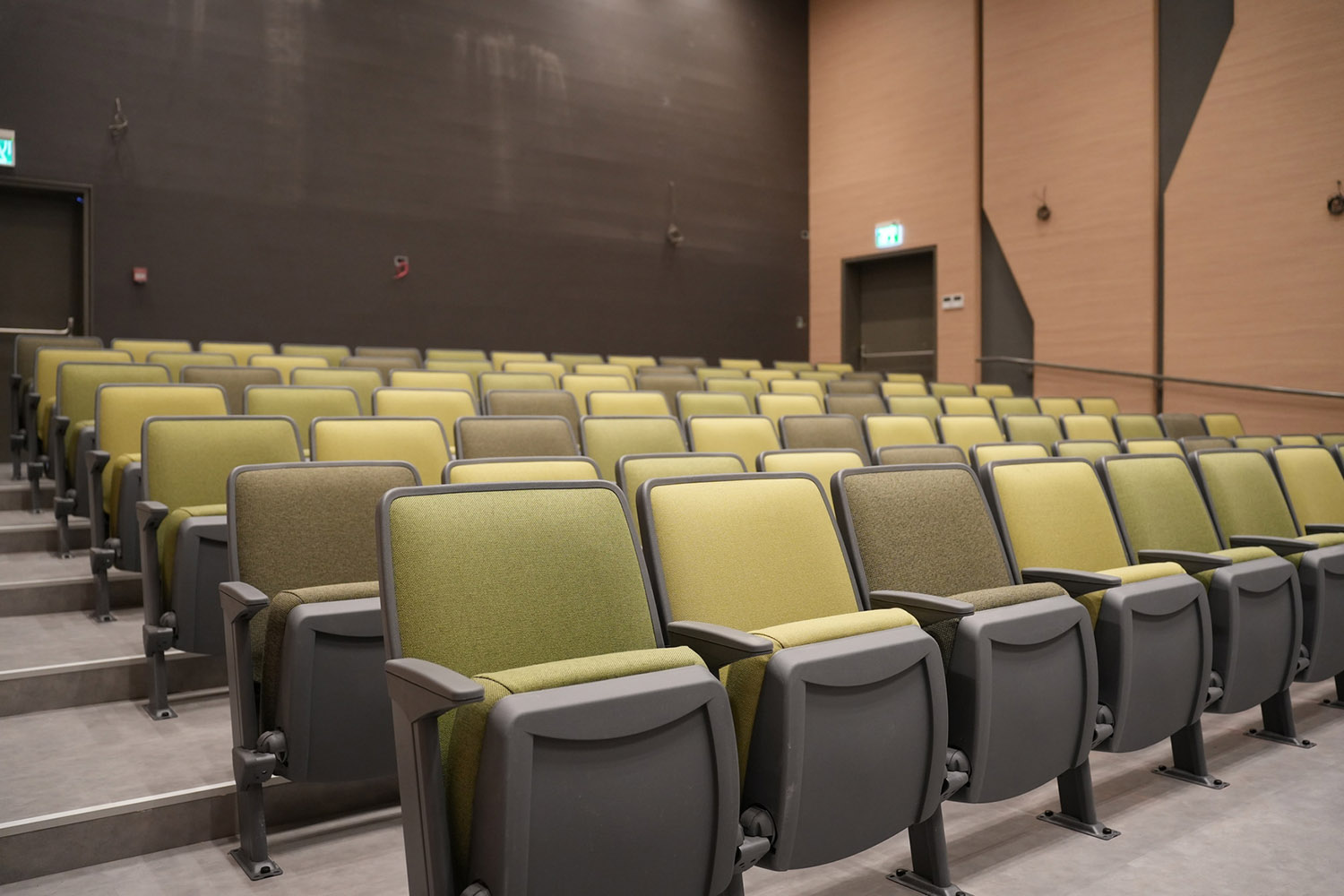 כסאות אודיטוריום